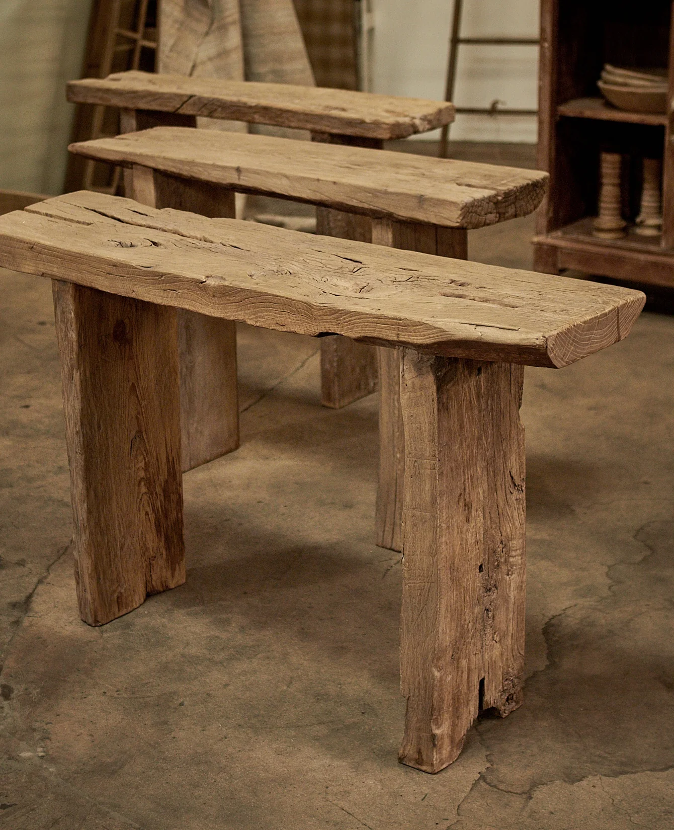 Chunky Elm Console - Antique Finish - Image 4