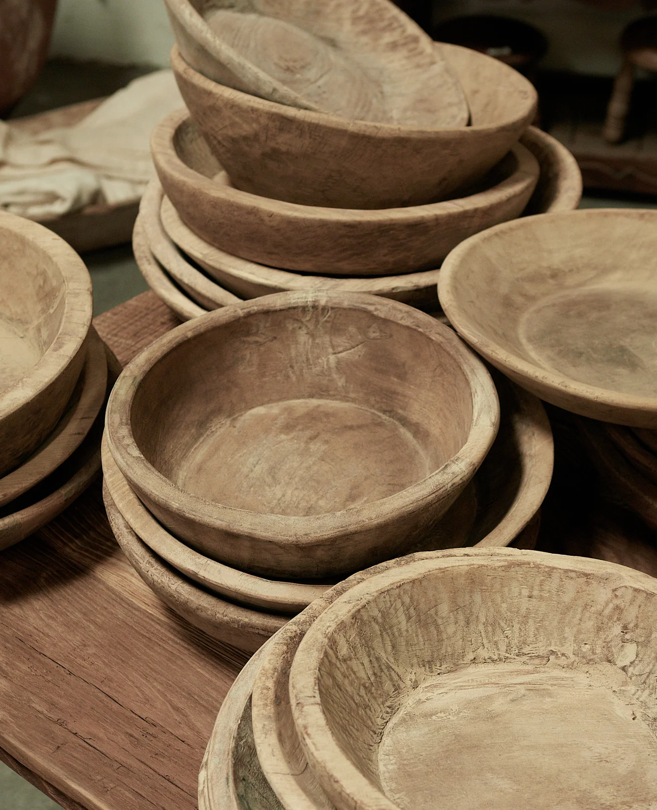 Wood Bowl - Bleached - Image 4